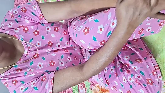 Video seks hot adik tiri dan saudara tiri, memek sempit gadis d vallage xvideo
