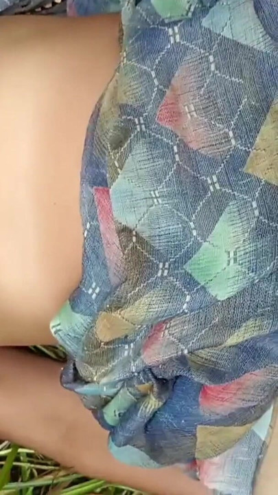 The brother-in-law is fucking his sister-in-law every day in the field | Clip 1