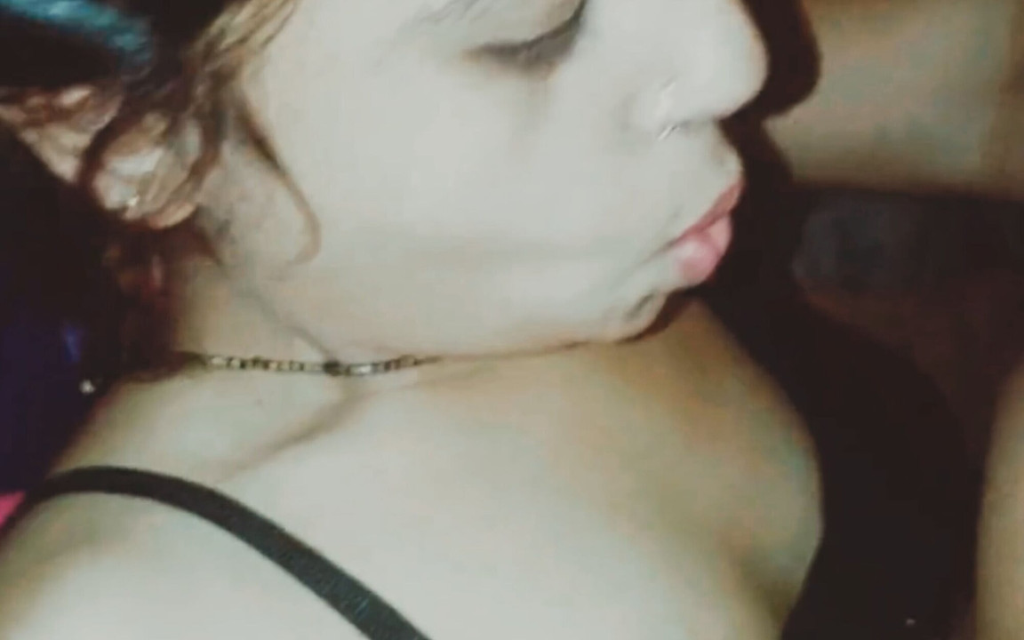 Latika žestoki seks s polubratom, veliki kurac noću