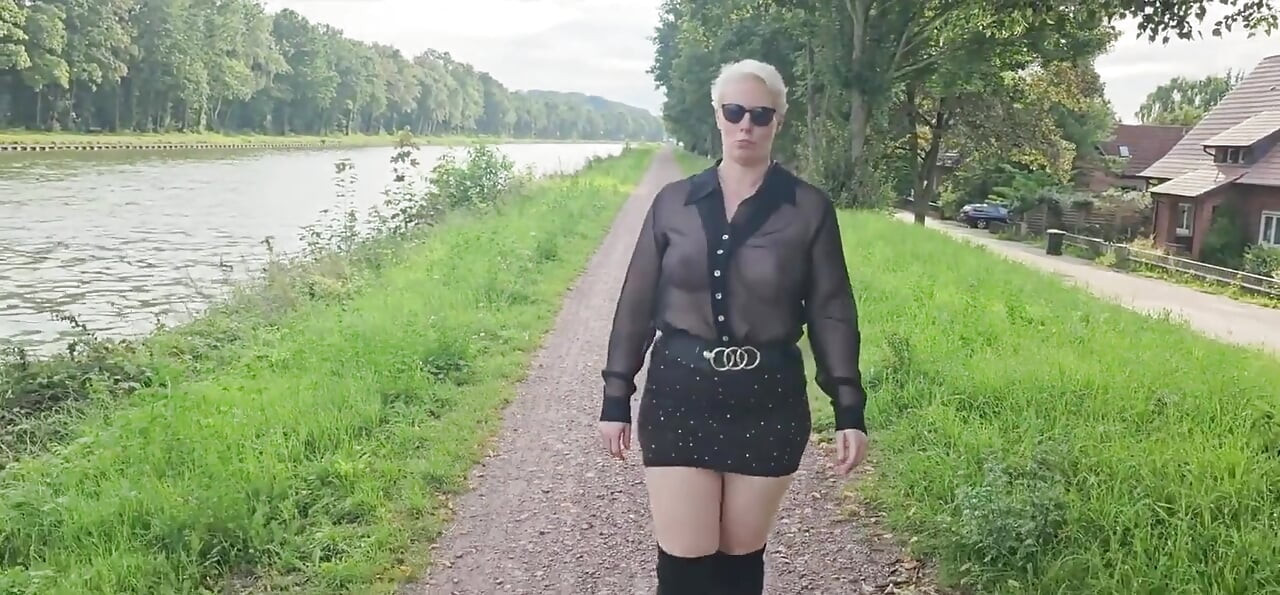 Fucked Myself with My Vibrator by the Mittelland Canal