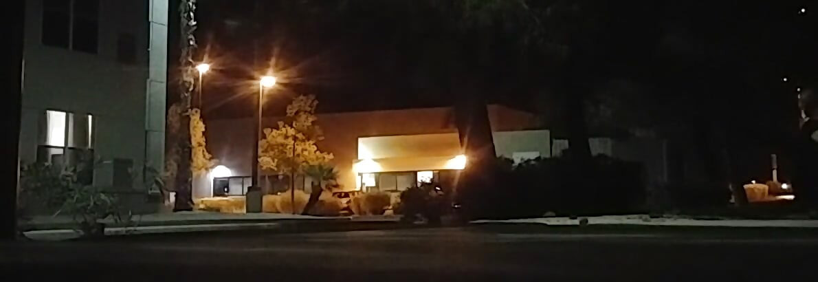 Public sex in the night time shadows!