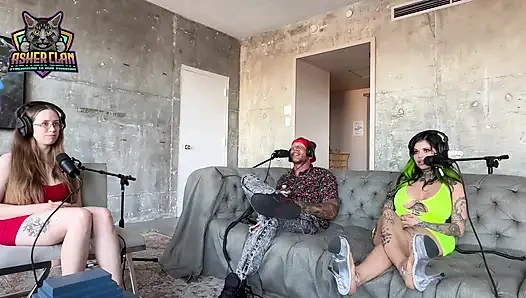 Xwifekaren ve Jackie Hoff ile Milfcandy Podcast, orta yaşlı seksi kadınlar ve Trucifer Podcast Asherclantv