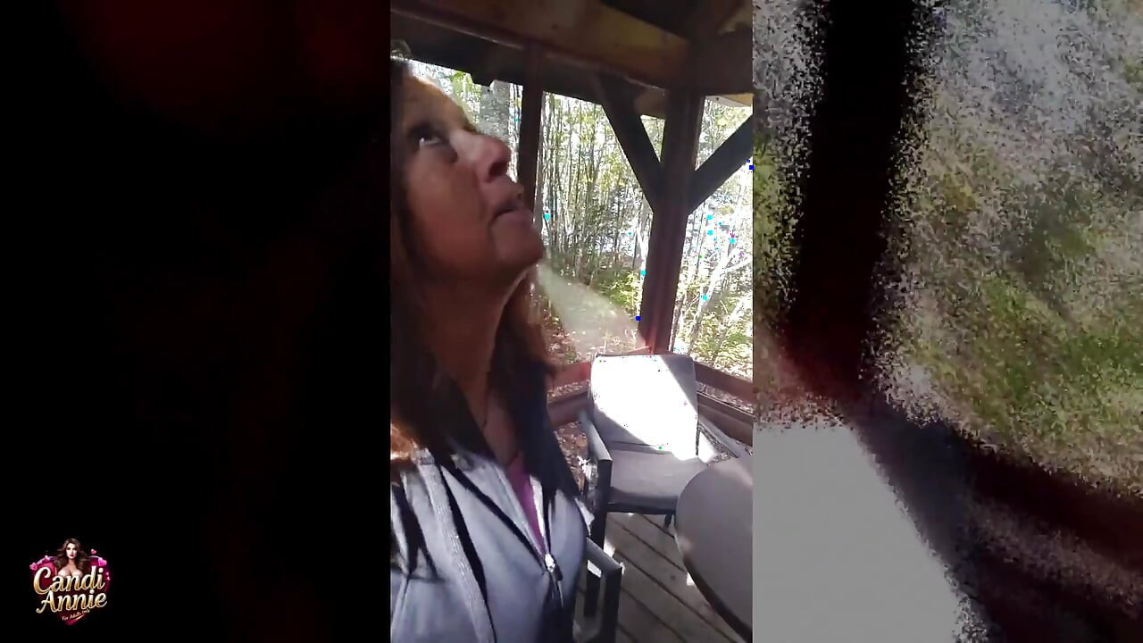 Świetna zabawa POV Forest jebanie i połykanie spermy - Candi Annie