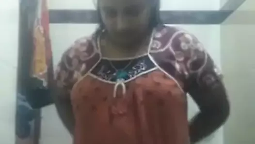 sexy bhabhi. Where can l see more of this sexy Indian?
