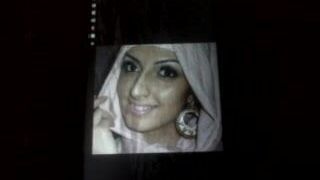 Трибьют с камшотом на лицо Usaimah (хиджаб)