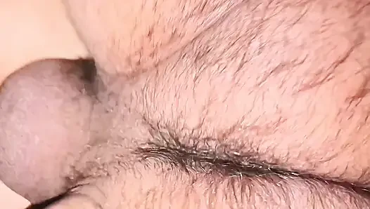 Indisches dorfmädchen und ihr freund Volles sexvideo in hindi