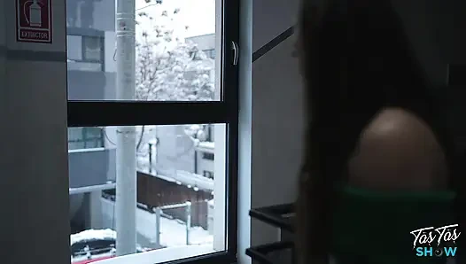 Si cantik rambut cokelat dientot sama tukang pijatnya - laura roleplay