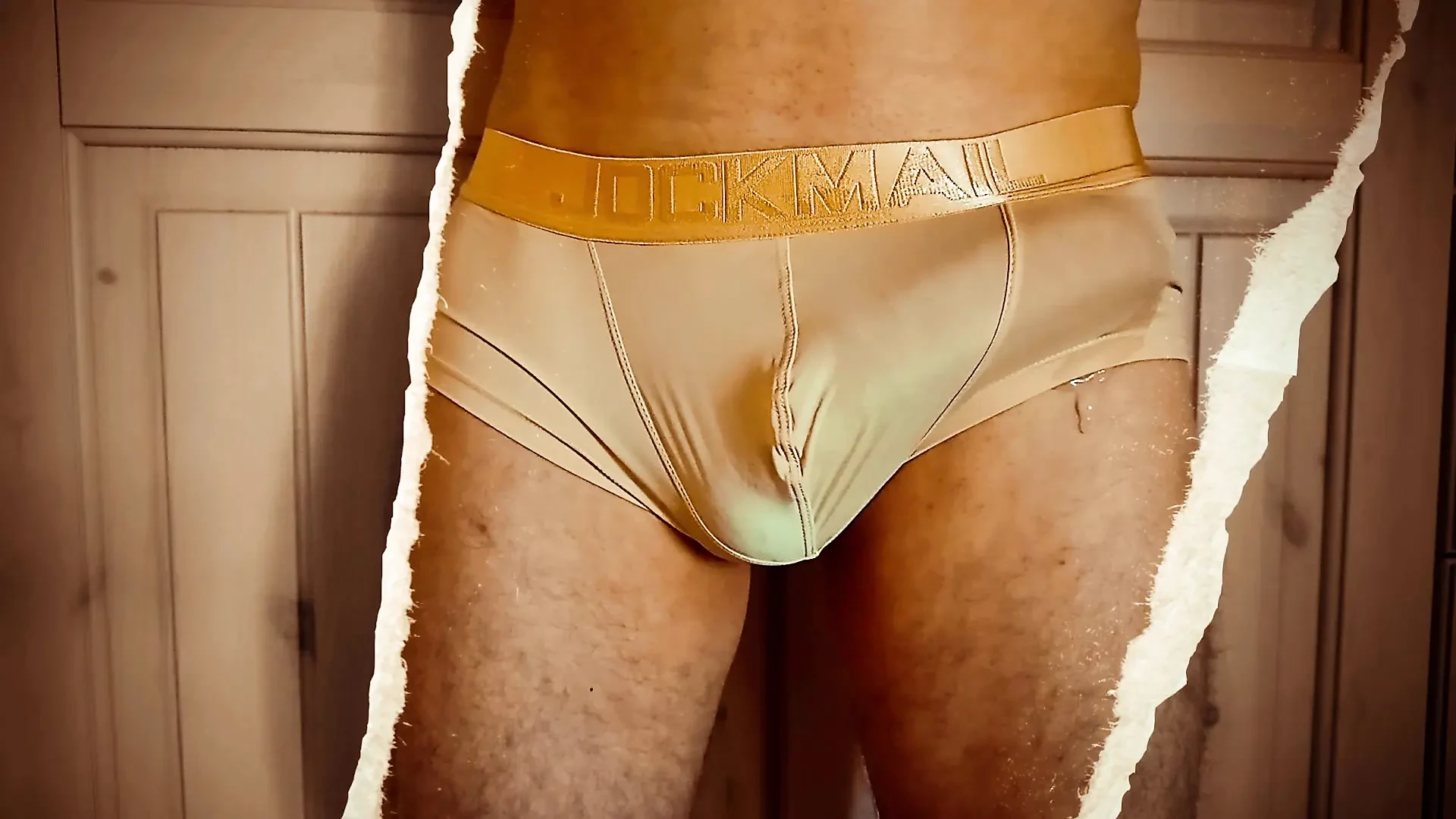 Пенис кеңейткіш катетері бар гей пенисі