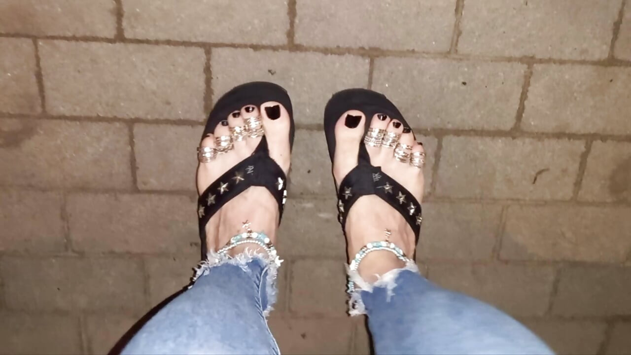 I'm cumming in the street again - lot of cum