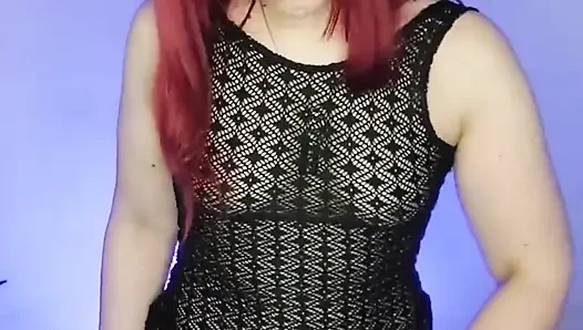 Patronum beni karısının kıyafetlerini ve oyuncaklarını kullanarak yakalıyor! Geri durma, ne gerekiyorsa yaparım!