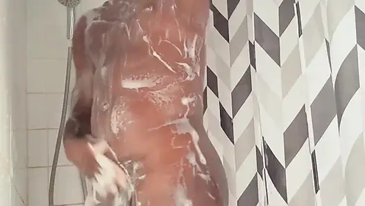 Die duschzeit mit meiner heißen ehefrau wird verrückt