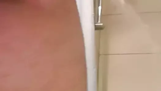 Pee!!