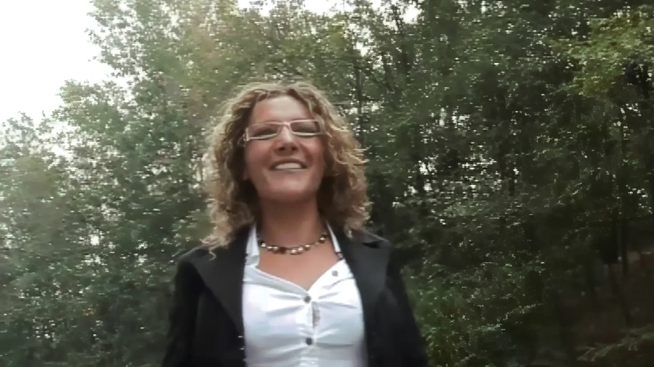 Alessia Donati's Casting in the Park with a Pissing Finale