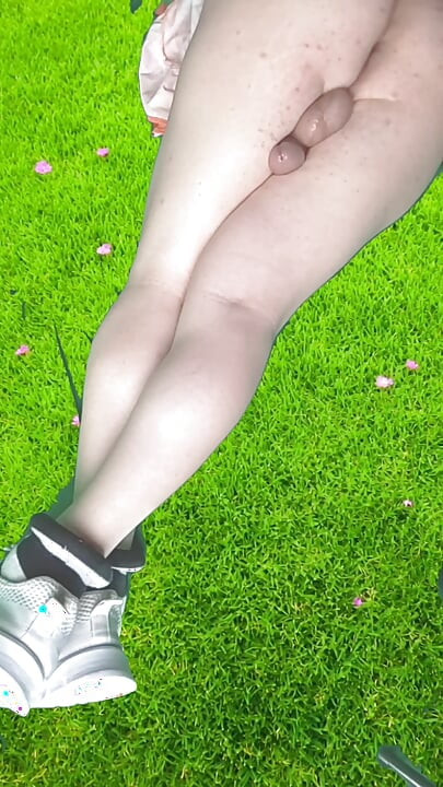 Booty Blondine Femboy Sød Saftig Røv Glat Lår Slikkepind Sissy