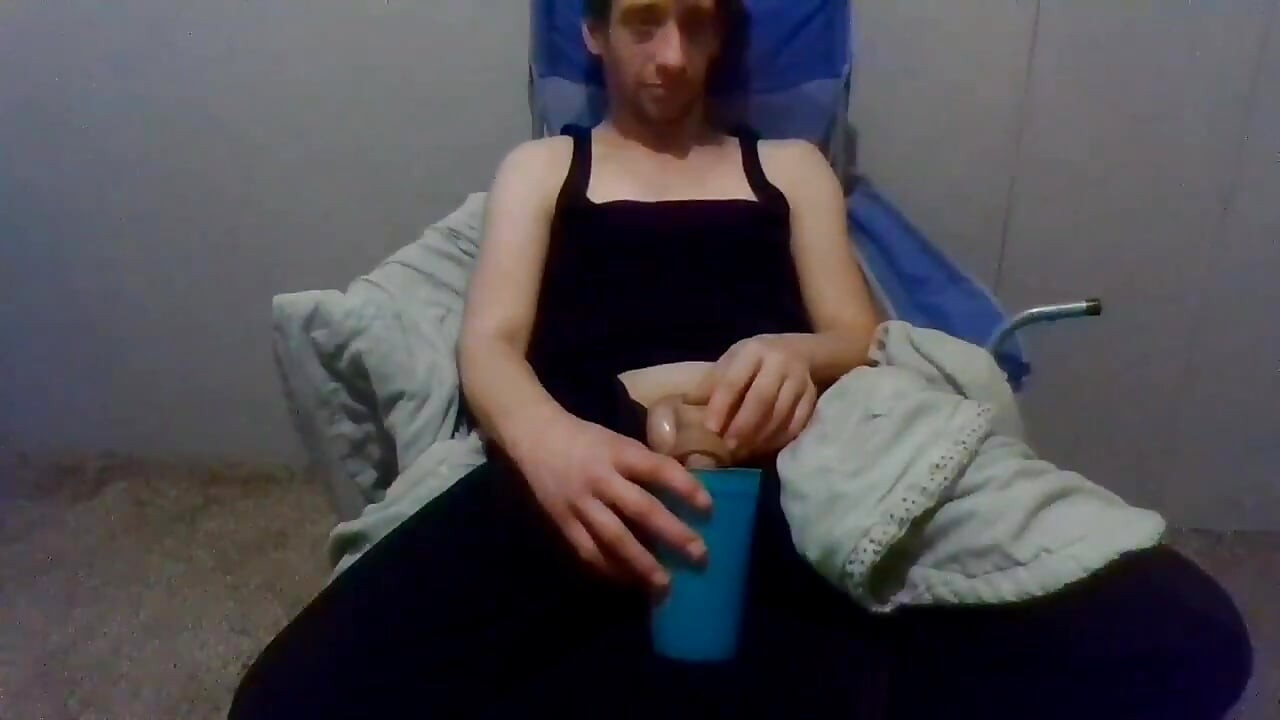 Video mjeseca Urinating Fetish Fanclub (ffvotm) bonus video studeni 2020 (bez zvuka)