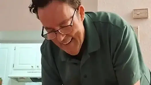 Vicki si suster super semok lagi asik kakinya pakai stoking tembus pandang bagian 1