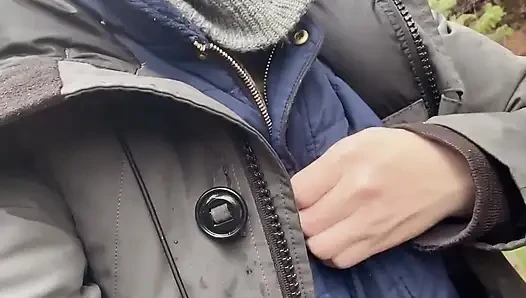 Amcık kayaya işiyor