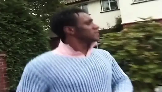 Британские приключения Big Omar: очиститель задних окон (2001)