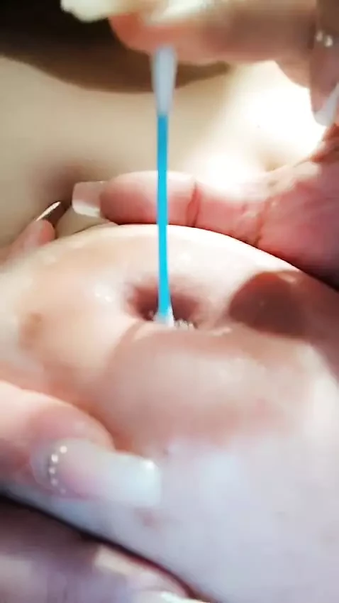 fucking my nipples with cups