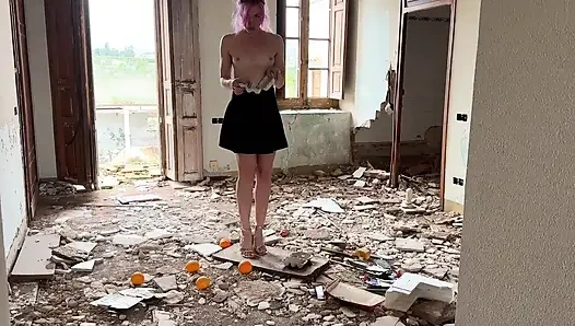 Unter absätzen zerquetscht