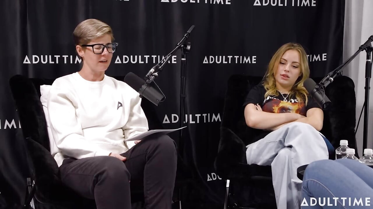 Gizelle Blanco & Anna Claire Clouds Feromoner, Scissoring, & The Bush | podcasten Vuxentid