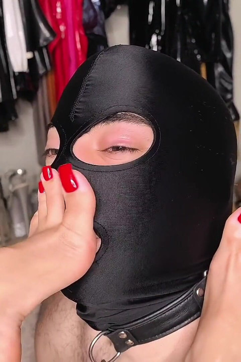 Pathetic Foot Sucker