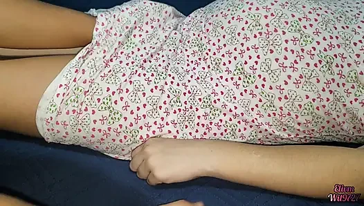Hamile üvey kız kardeşimle ilk kez