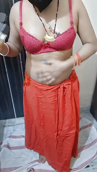 Bengali Bhabhi's Sexy Massage Video Cock Will Stand Up After Seeing You
