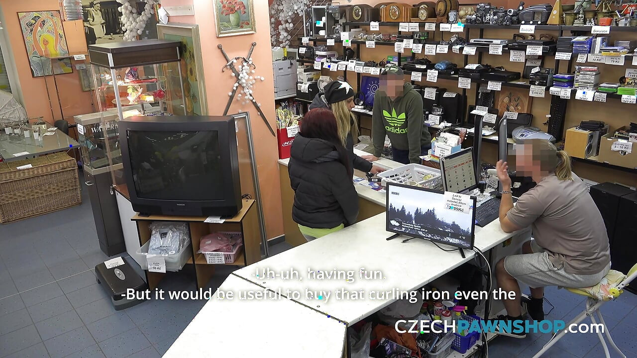The stunning beauty (CzechPawnShop)