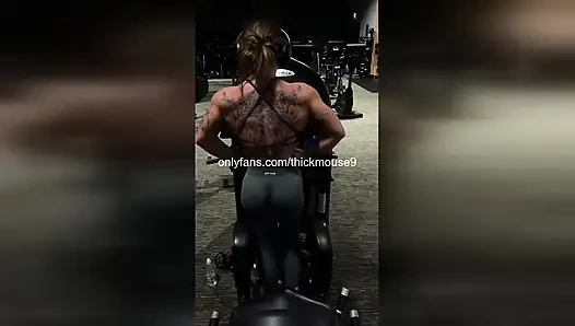 TikTok Live Accident: Teen's Pussy Destroyed by Huge Cock Gape