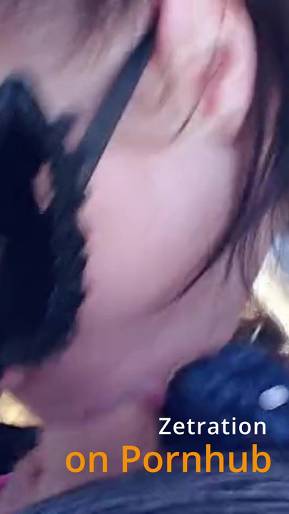 Nasıl oluyor da arabanın içine bu kadar derine sokuyor???