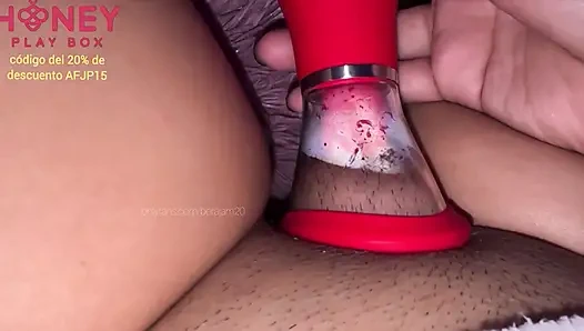 Extreme sucker, sucks your entire and orgasm