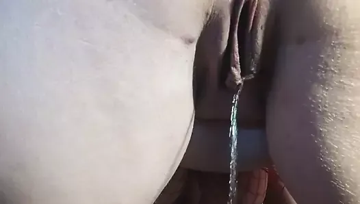 Doggy pissing and anal beads pushing