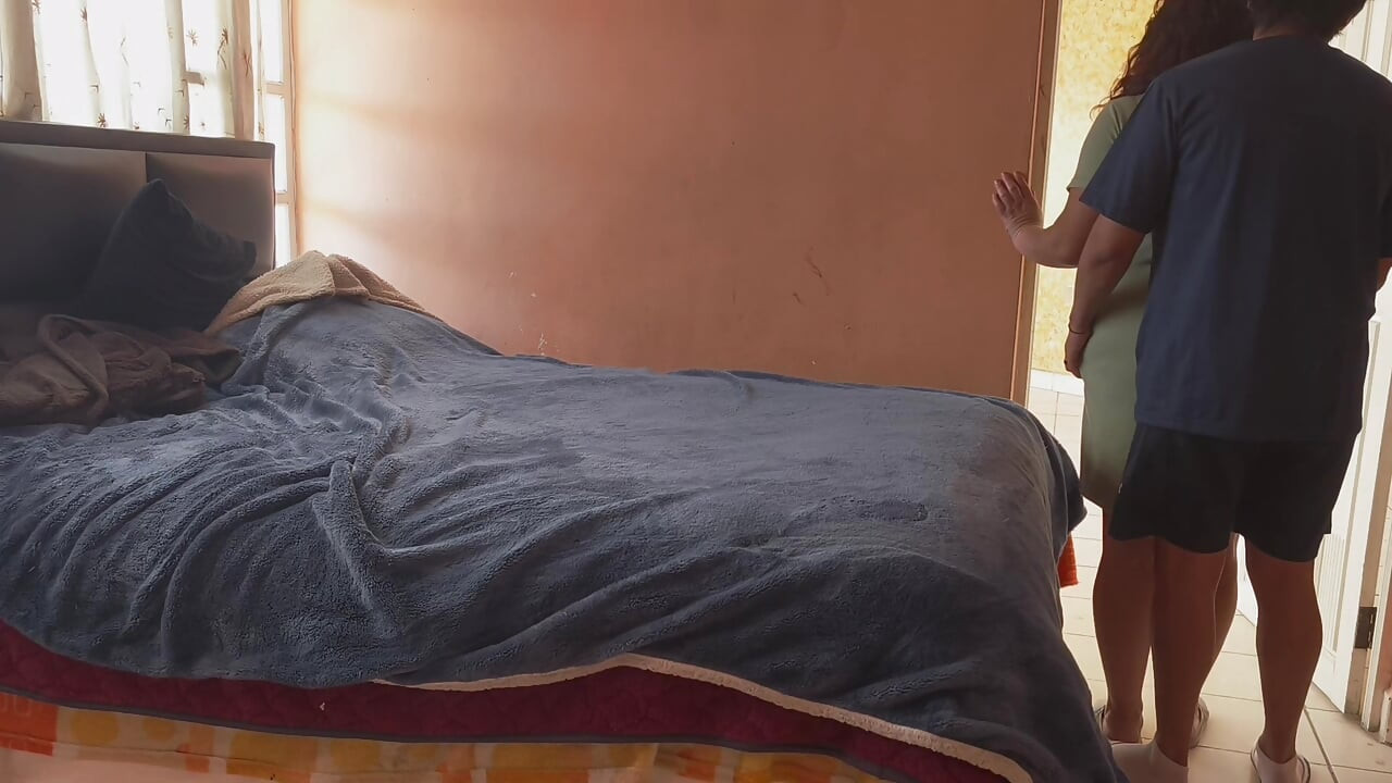 Hurry up Please, I Have to Go to Work! I Have Sex with My Friend's Stepmom
