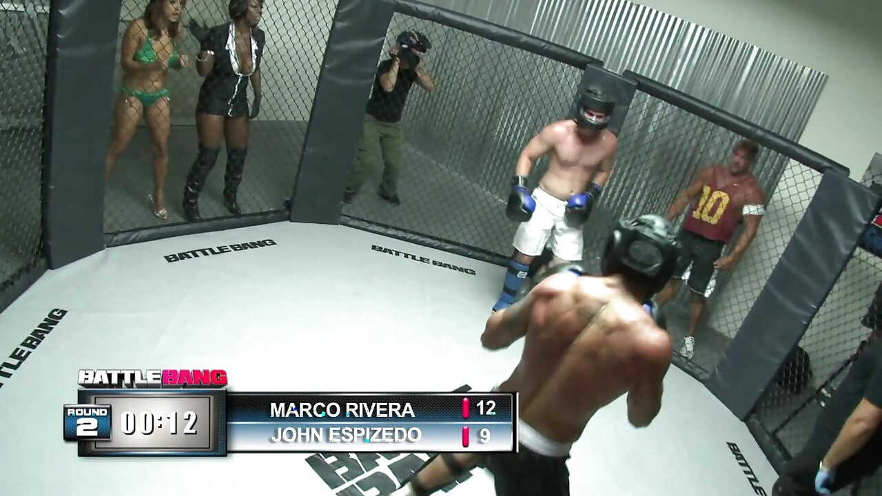 Crna seks bomba nagrada za boksačkog pobjednika