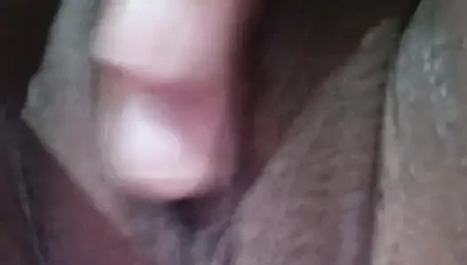 Mädchen masturbiert zum ersten mal