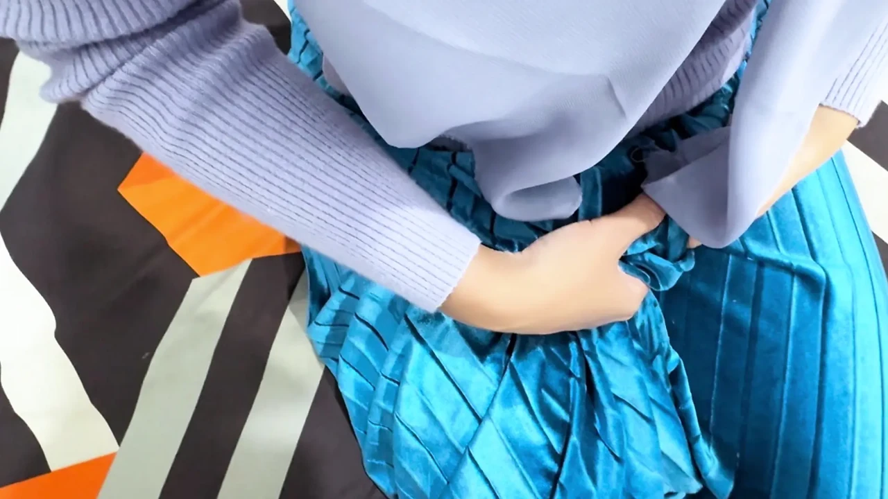 Part 1 Fucking Hijab Maid Cleaning My Bedroom