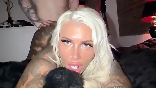 The Bull and the Hottest Blonde