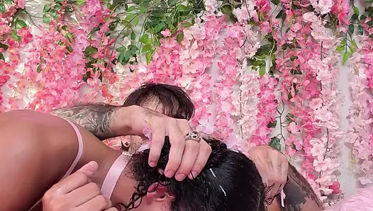 Dikey: pembe oda ep.31 - uzun boylu, seksi sürtük Natasha Carter hepsini yapıyor