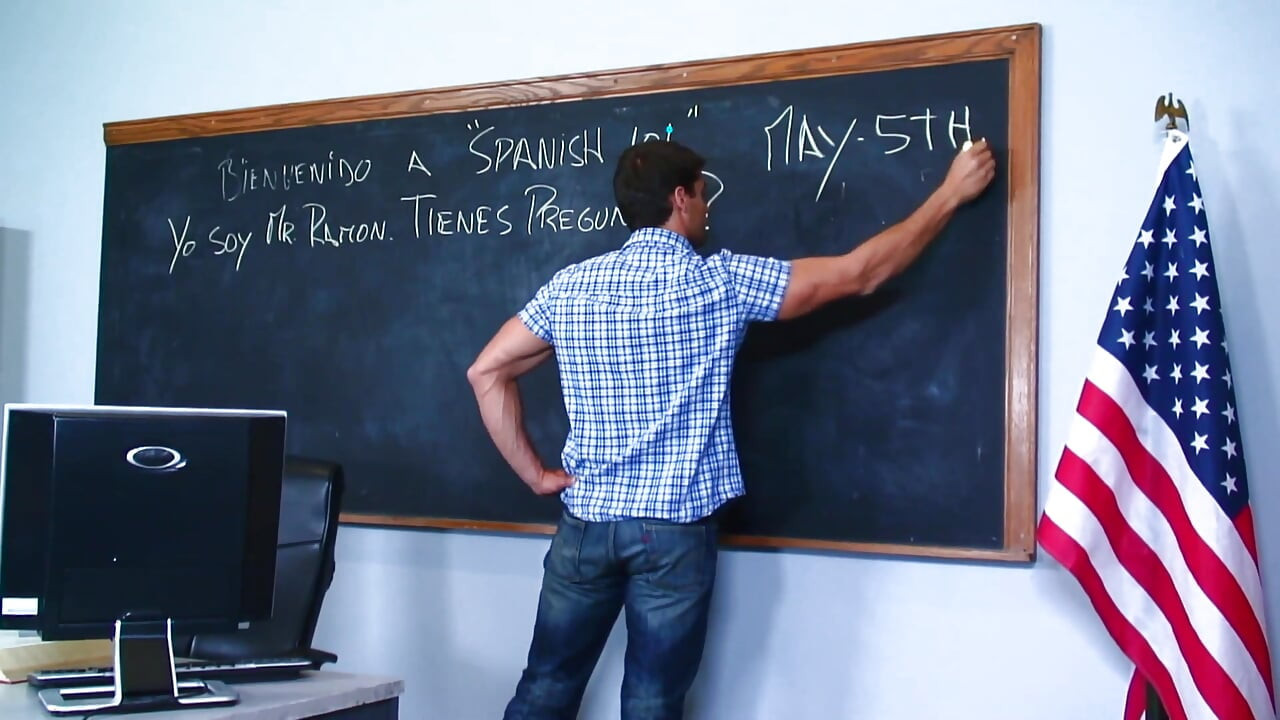 Pawg cheerleader lessons