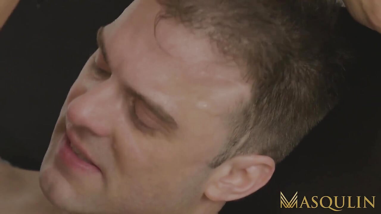 MASQULIN - Hunky Shane Jackson rimmed and barebacked hardcore