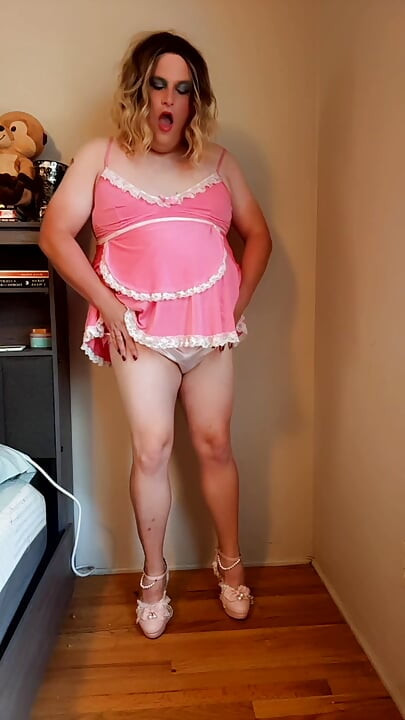 Sissy Olivia bought me heels. I put on a show! SFW