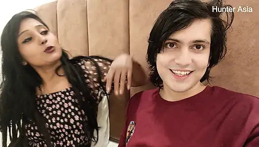 MILF-ehefrau Betrügt Ihren Ehemann Mit Einem Jungen Freund