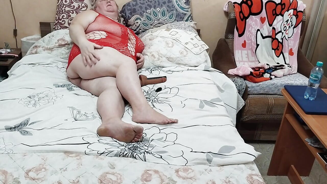 Big Ass Hairy Pussy Wife and Masturbation Toys