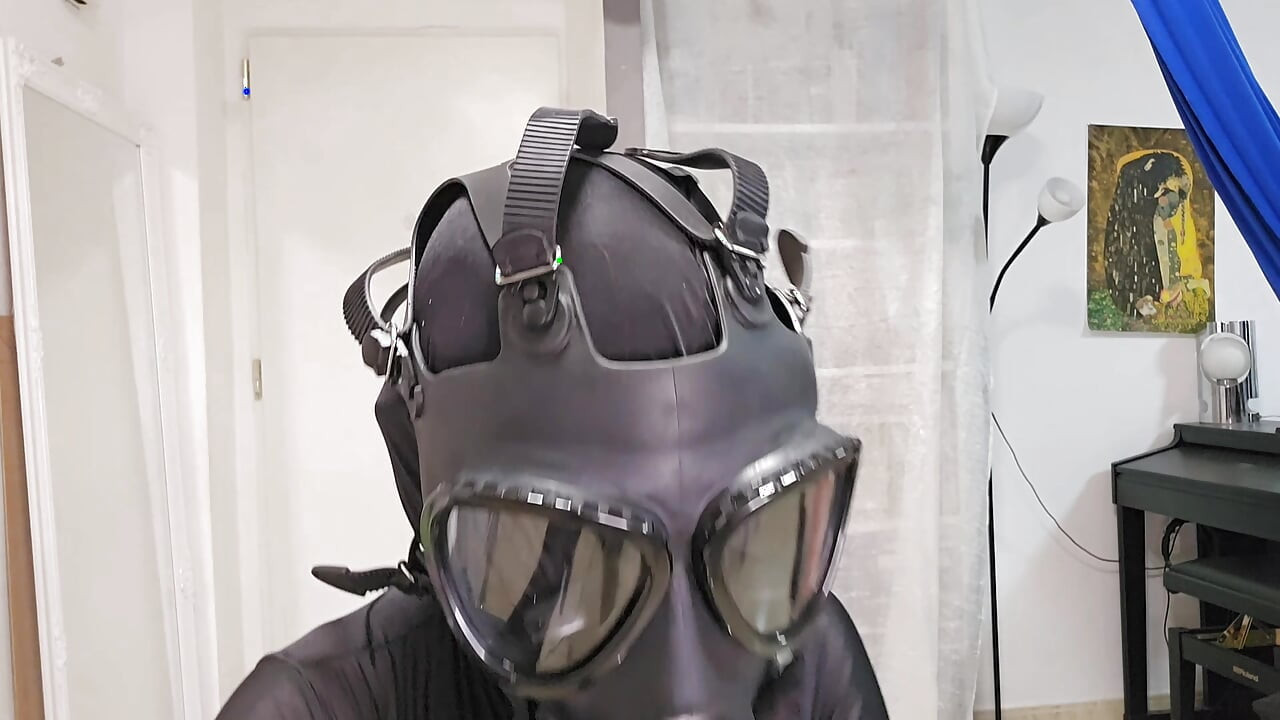 Nylon Zentai Catsuit and Gasmask Hot Encasement