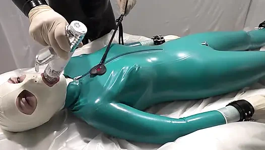 Seorang amatir mengganggu dominatrix, cum ower neck, life bug