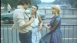 Тело и тело в Бангкоке (1981) оргия с Marylin Jess