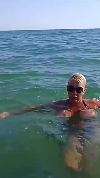 Unforgettable moment from "Summer with stepmom at the sea"