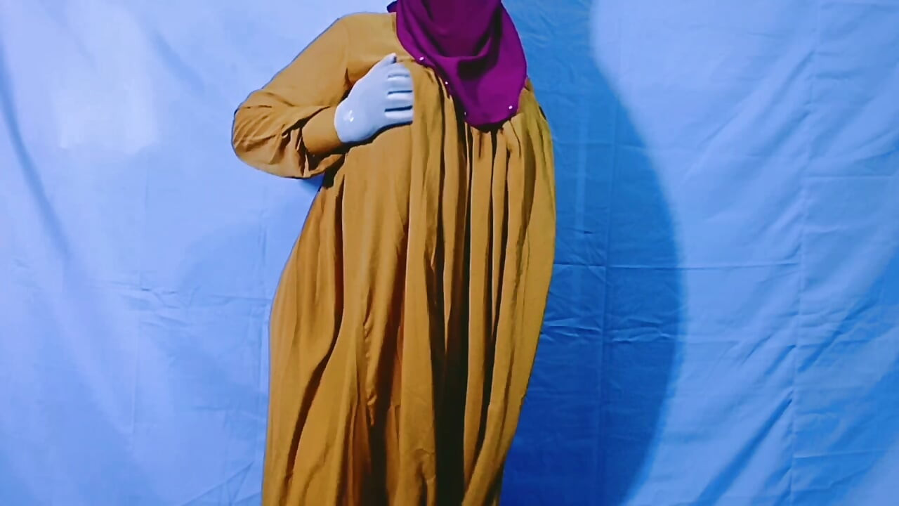 Desi village Bhabhi Bangladeshi hijabi Muslim