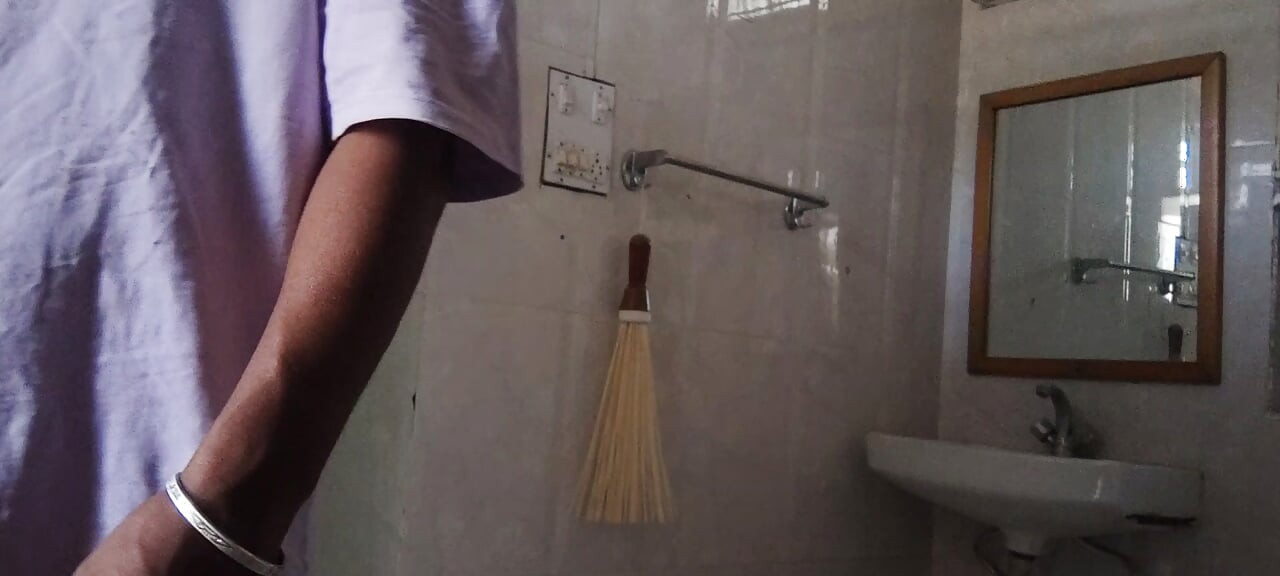 Makda makda karke sex karne lag Gaya din Apne hath se se